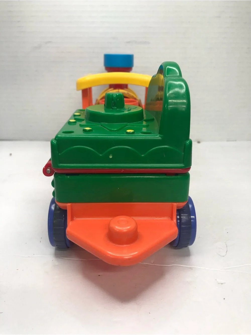 Fisher Price Big Top Circle Train Vintage 1998 Motorized Colorful Little People